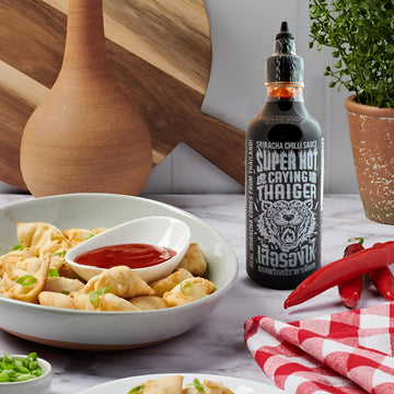 Suree Sriracha Super Hot Chilli Sauce Use - Damati Foods
